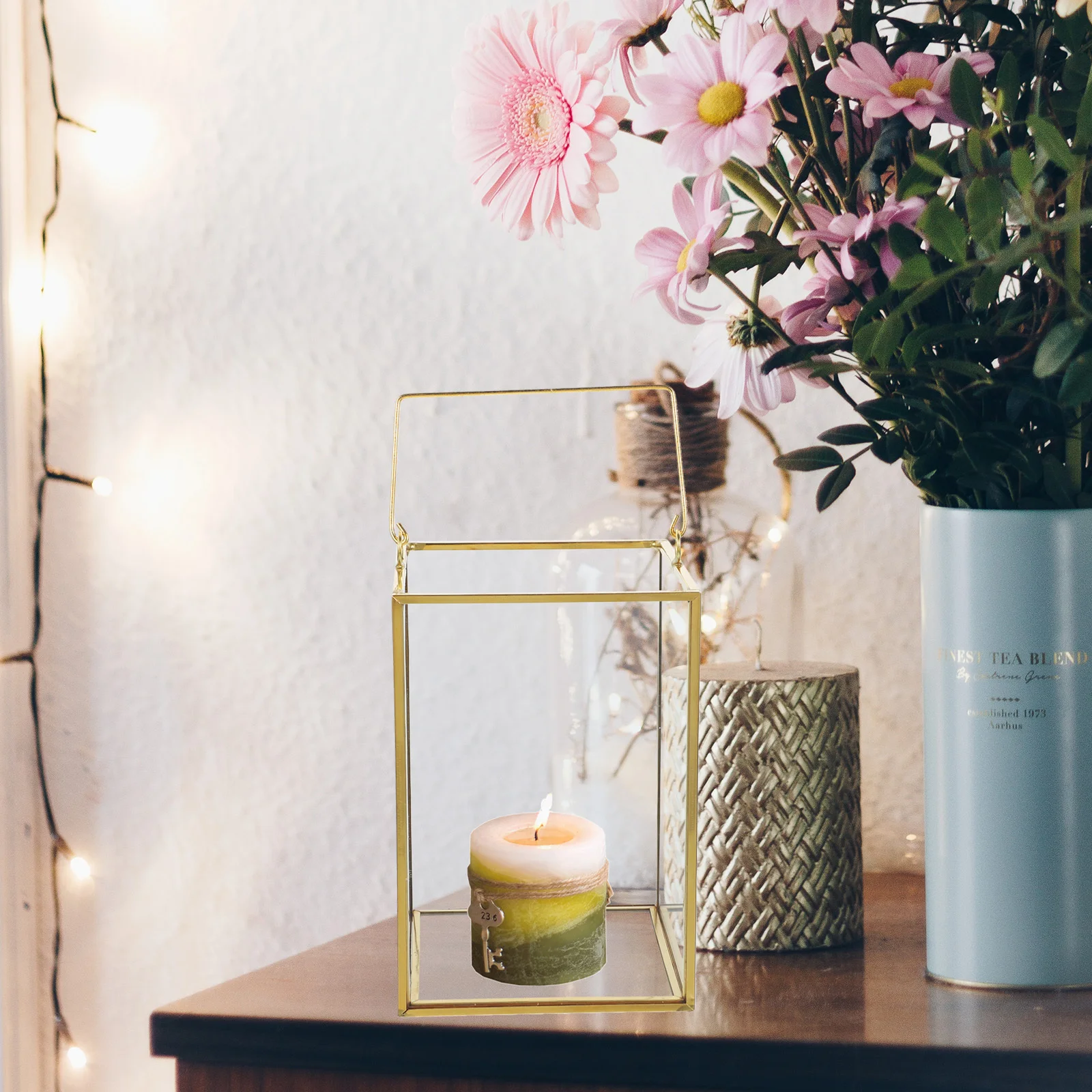 

Creative Irregular Metal Pillar Candleholder Decorative Candlelight Dinner Decors Home Desktop Ornament