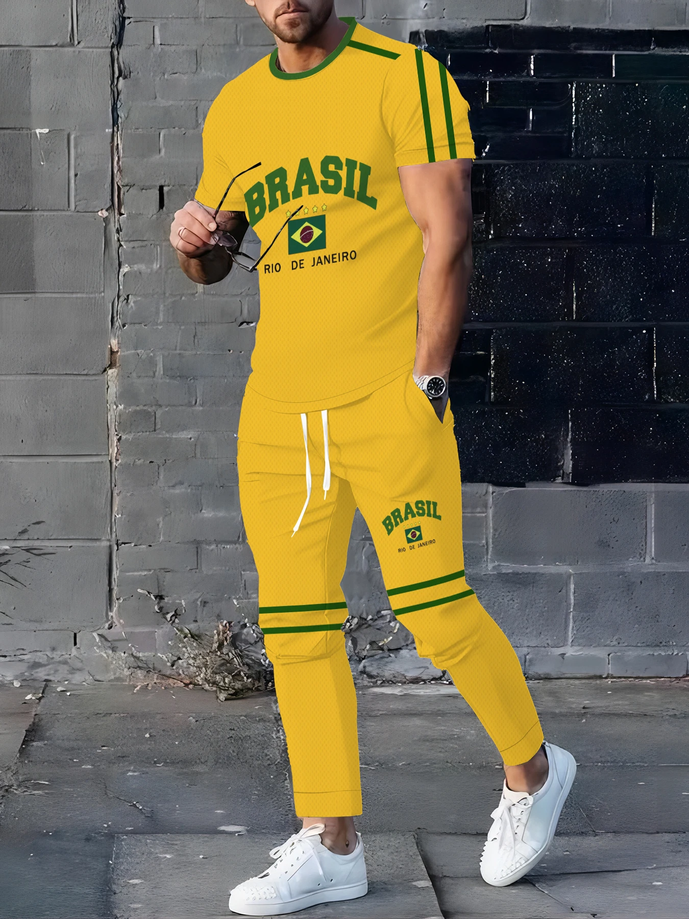 

The 2025 Summer new men's set features 3D retro letter prints and is a fashionable casual outdoor and street style