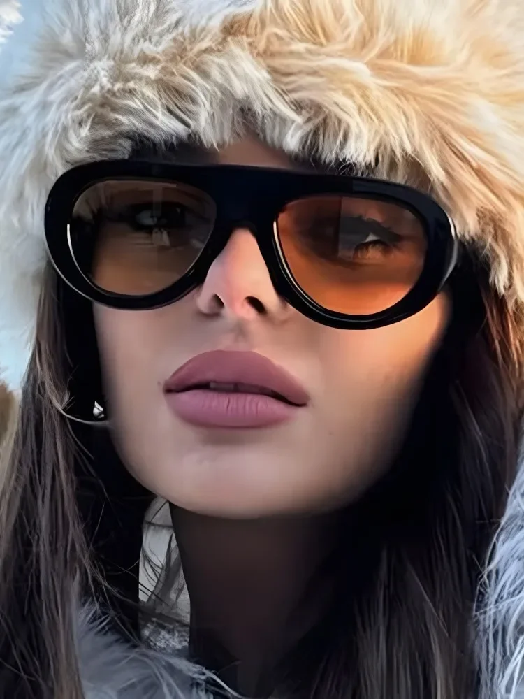 Y2K ريترو جولة النظارات الشمسية الصغيرة العصرية ليوبارد طباعة نظارات خمر للجنسين نظارات للنساء الرجال جريئة الإكسسوارات