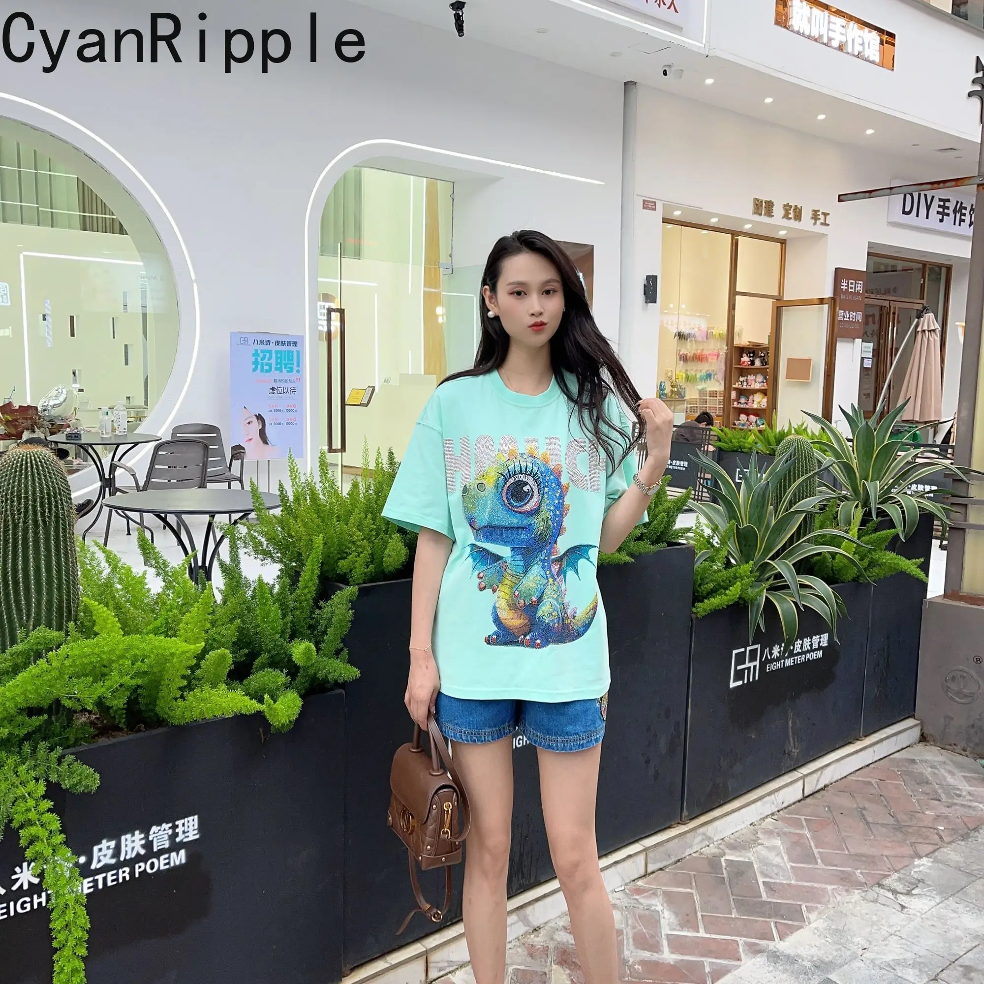 Luxury New Spring Summer Blue Short Sleeve T-shirt Luxury Cartoon Hot Diamonds All-match Round Neck Pullover Top Cotton Tees