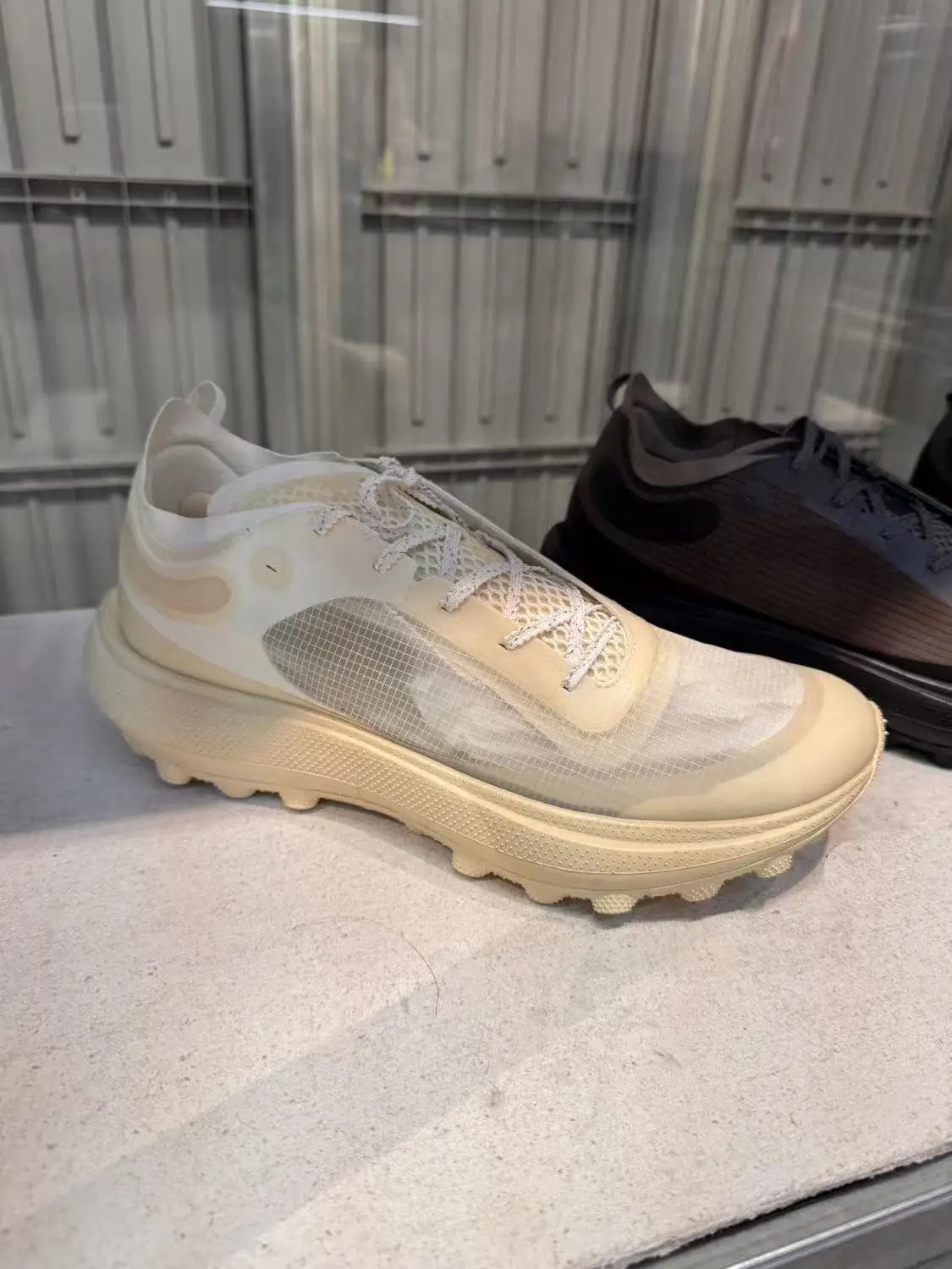 

Новые летние кроссовки для бега, профессиональная спортивная обувь для тренировок, дизайн, разработанный для спринта, обувь для марафона, отличное качество.