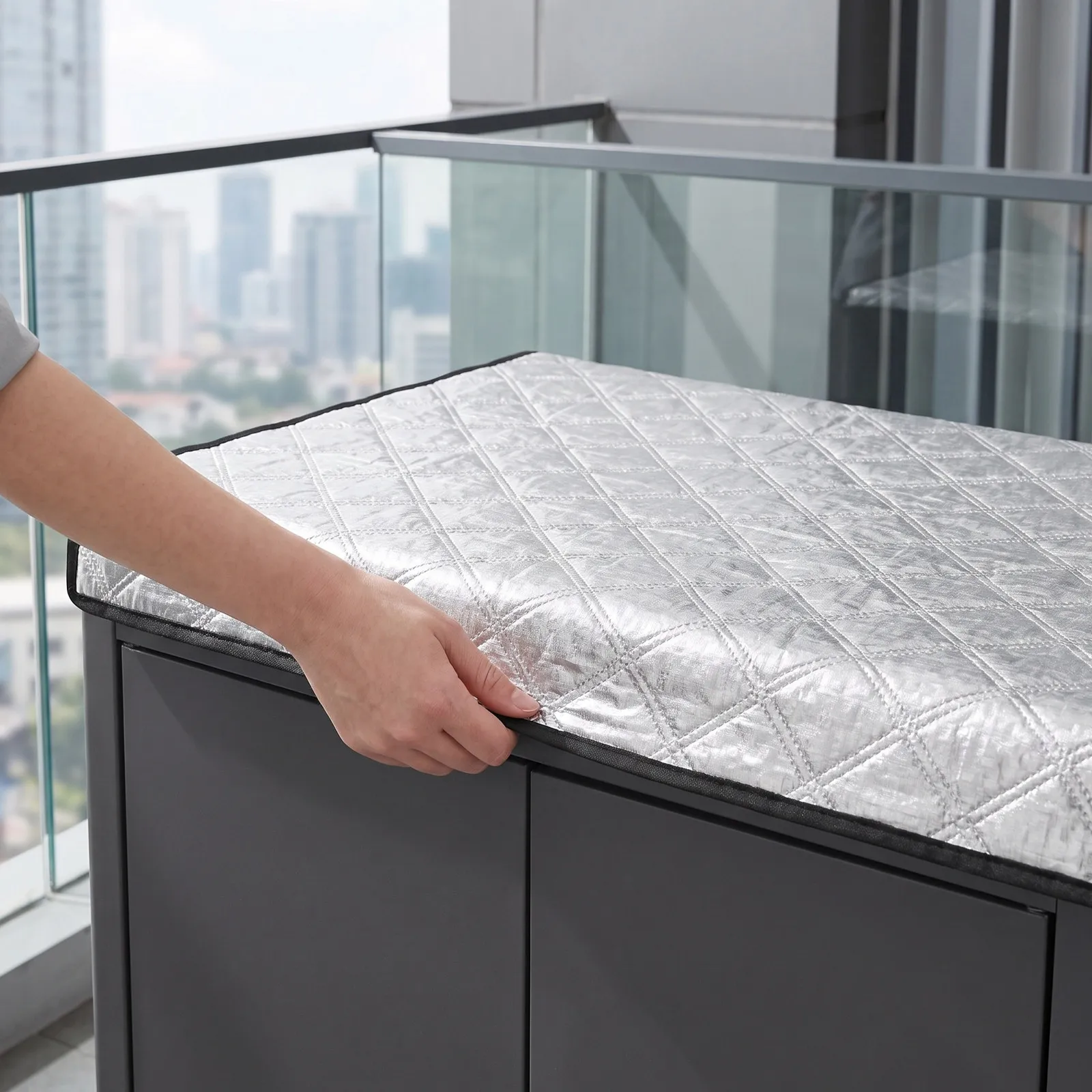 Insulated Outdoor Refrigerator Cover 200x75cm Aluminum Foil Film Upright Freezer Sunshade Commercial Heat Shield