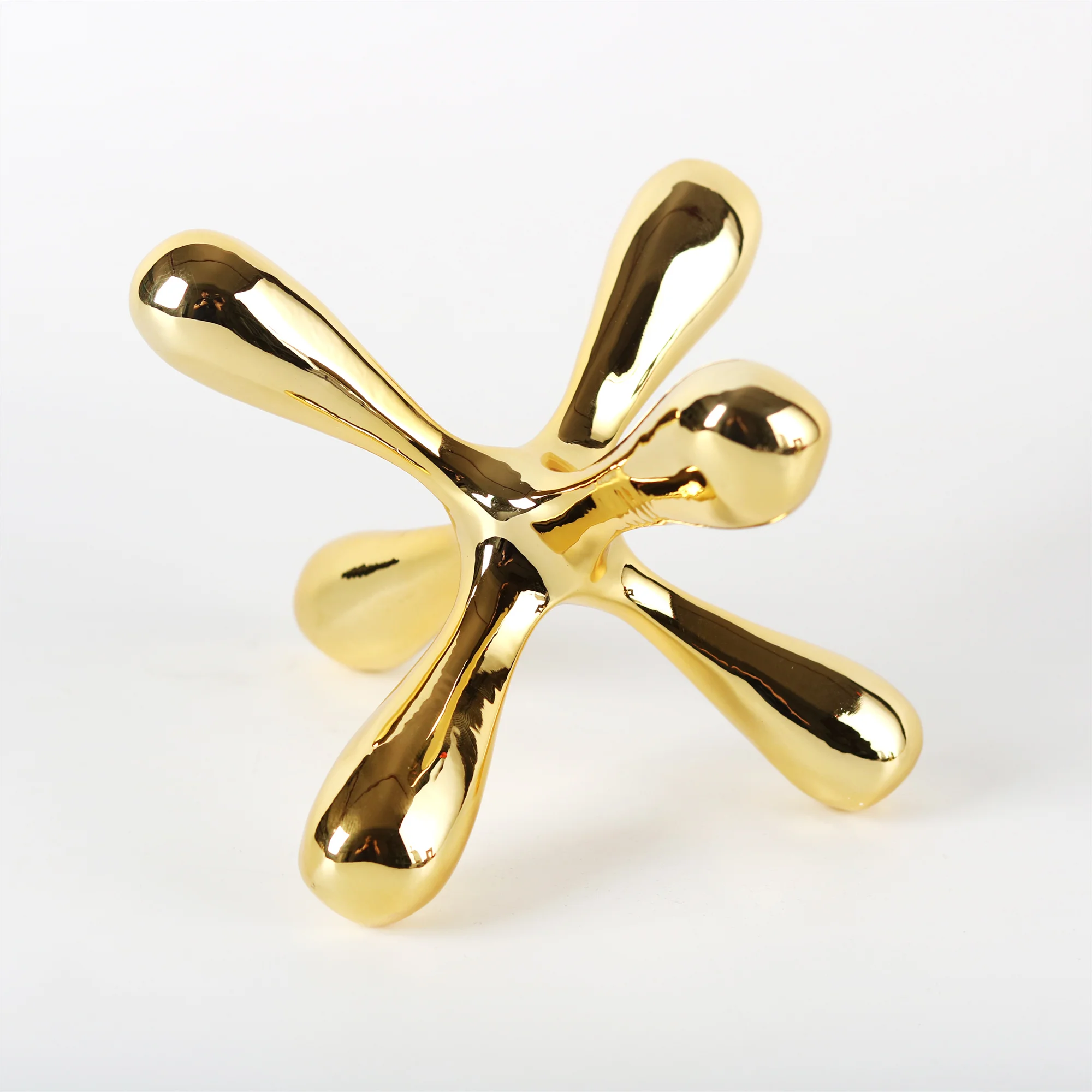 

European Ultra Body Paper Fill Tabletop Ornament for Home Decor Accessories Golden Resin Office Decoration