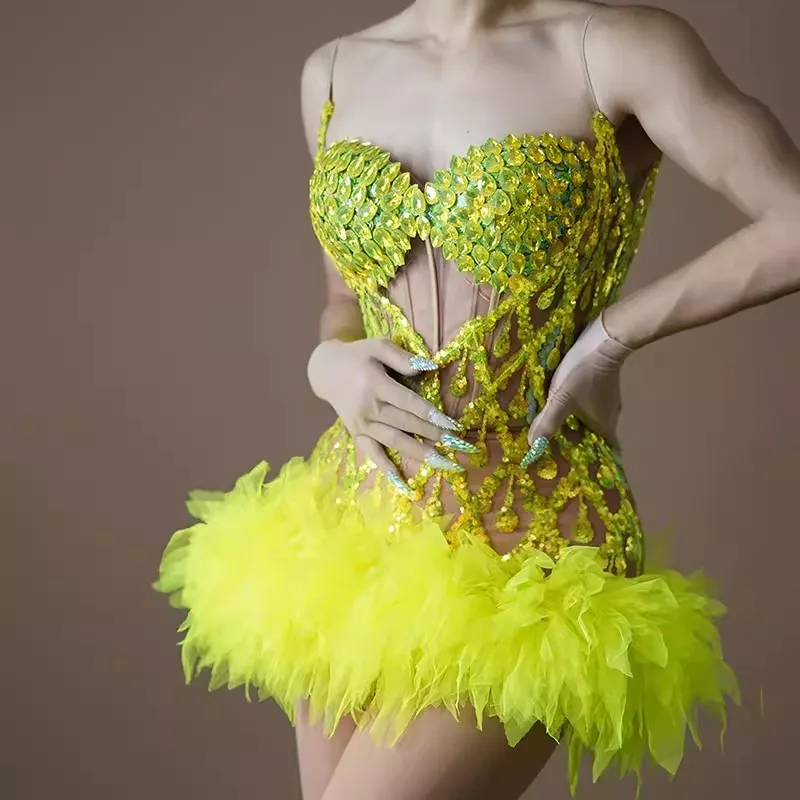 Luxury Neon Yellow Crystal Women Mini Maxi Dresses To Birthday Holiday Party Sexy See Thru Beaded Female Short Dress