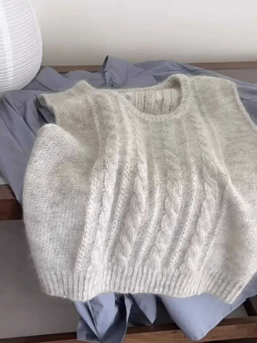 

Женский винтажный вязаный жилет без рукавов, укороченный, с круглым вырезом, без застежки на пуговицы, цветной дизайн