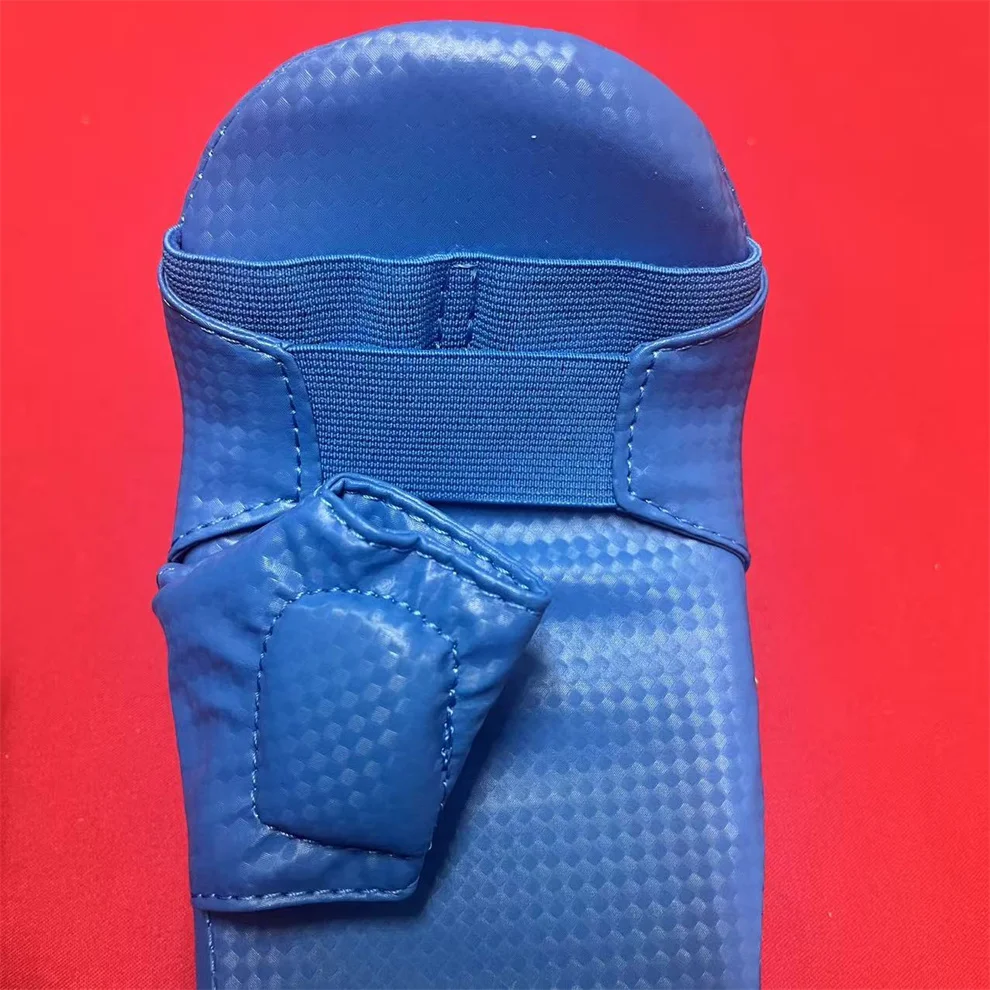 Thumbnail 3 - #3 Cheapest Boxing Gloves & Mitts Deals You Can Get