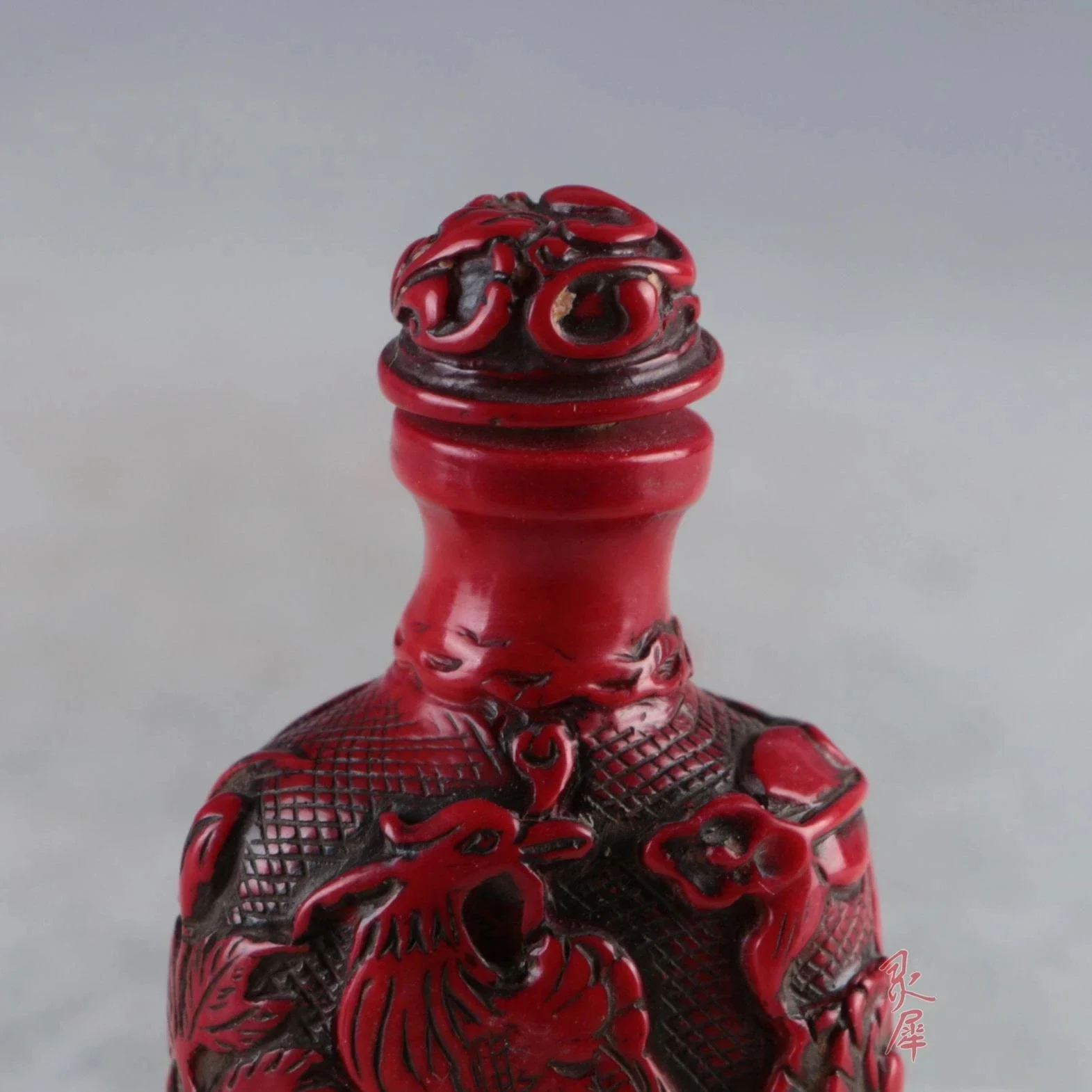 Elaborate Chinese Collectibles Old Artificial Red Coral Decorated Hand Carved Flower Animal Phoenix Snuff Bottle Small Bottle