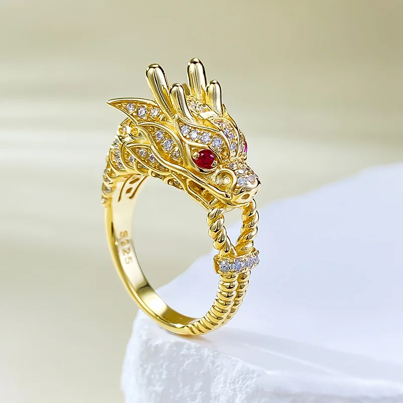 The New S925 Silver Gilded China-Chic Golden Dragon Dominant Leader Ring Can Be Worn in The Dragon Tiger Spirit Life Year