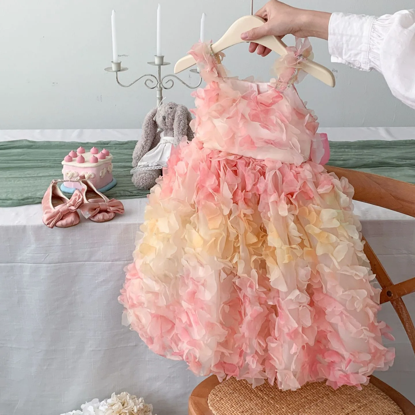 

25 Summer New Girls' Flower Dress with Strap Fashionable and Stylish Versatile Fairy Dress Cute