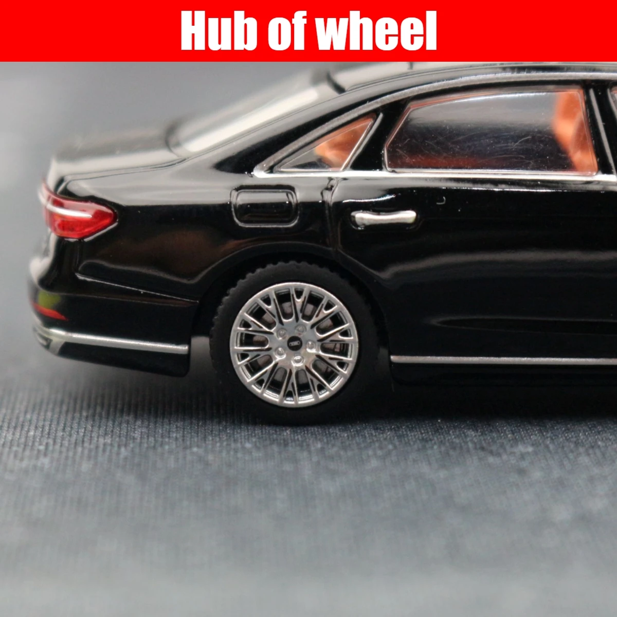 Audi A8 Sedan Miniature Model Toy, 1:64 Rodas Livres, Veículo Automóvel, Liga Fundida, Coleção Premium, Presente para o Natal, Meninos