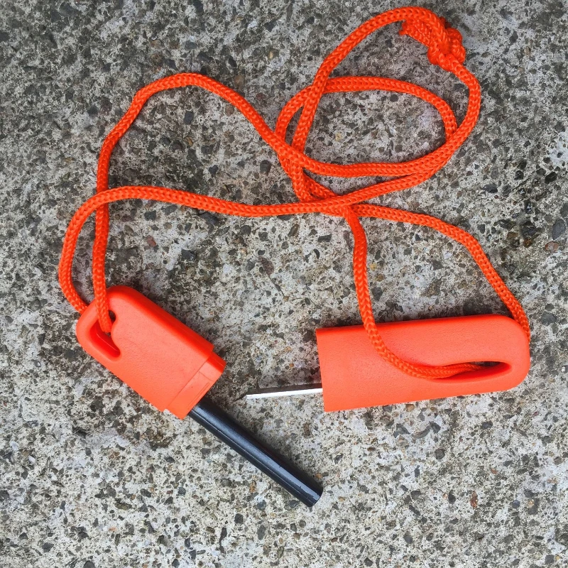 

New Outdoor Survival Emergency Kit - Flint with Serrated Scraper USB Flash Drive Magnesium Bar for Fire Starting Cigarette Tool