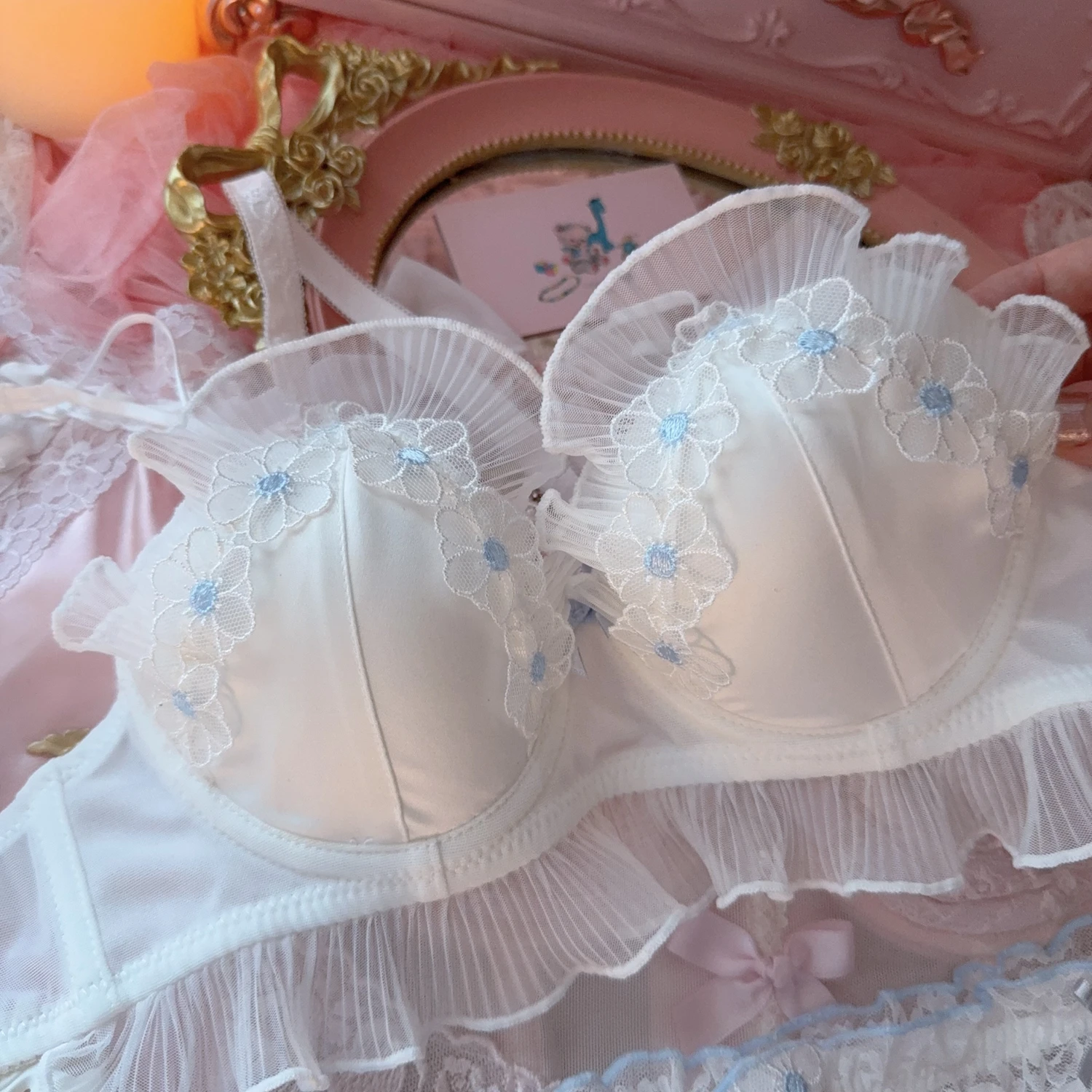 Fairy-inspired lingerie romantic girlish aesthetic white petal mermaid underwear lace-trim push-up wireless bra set