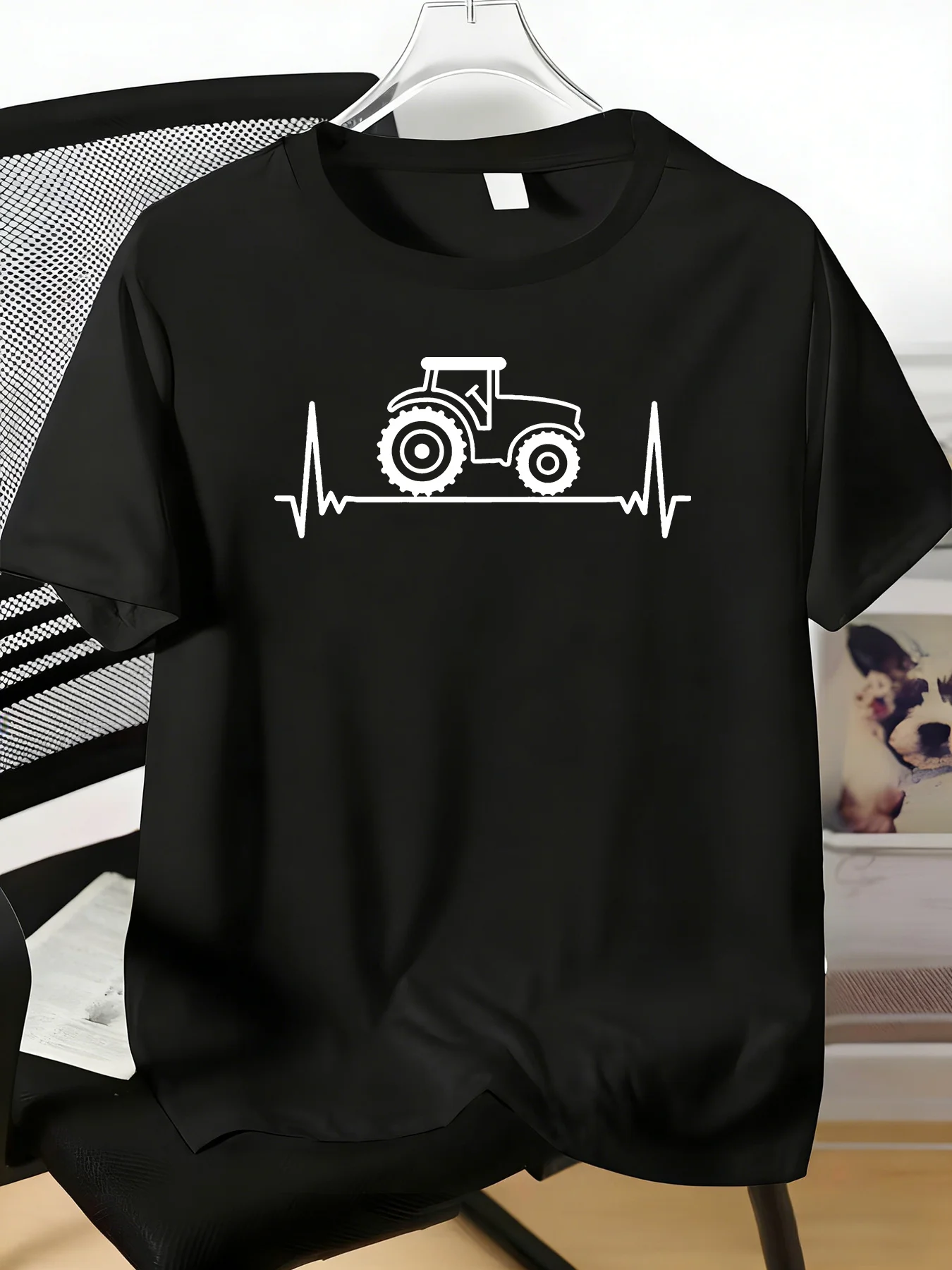 Tractor Heartbeat Graphic Mens White Crew Neck Tee Soft Cotton Farm Farmer Lover Casual Daily Summer Male Short Sleeve Basic Top