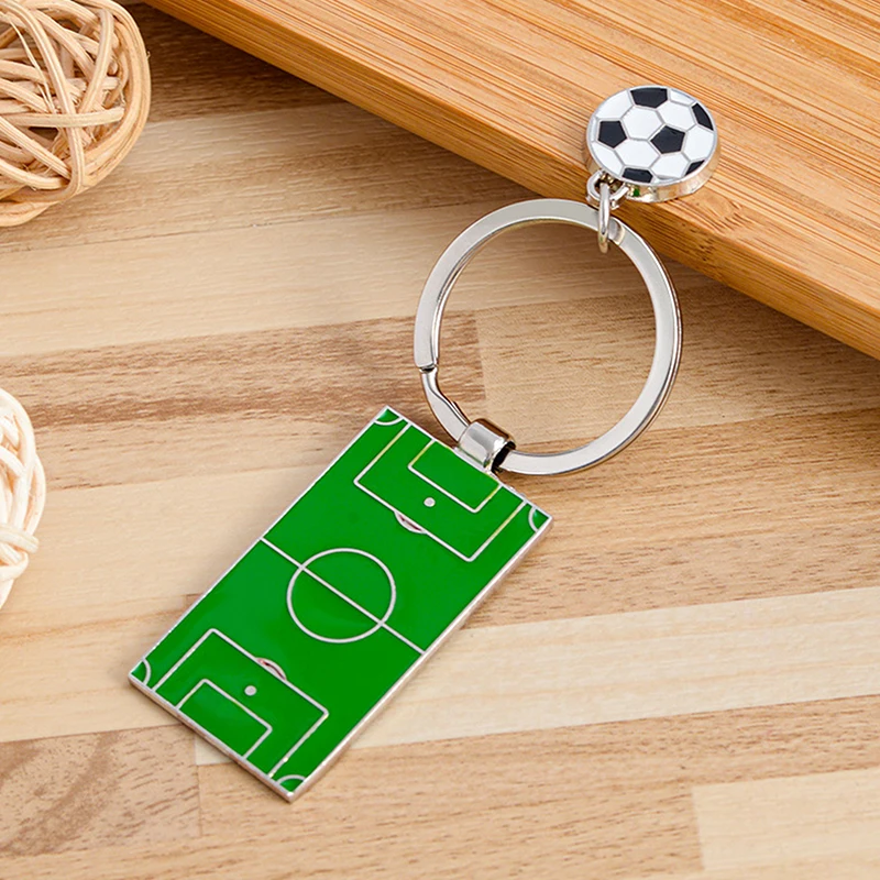 Creative Football Field Keychain Metal Soccers Basketball Pendents Team Fans Sports Souvenir Gifts Man Car Key Holder Accessory