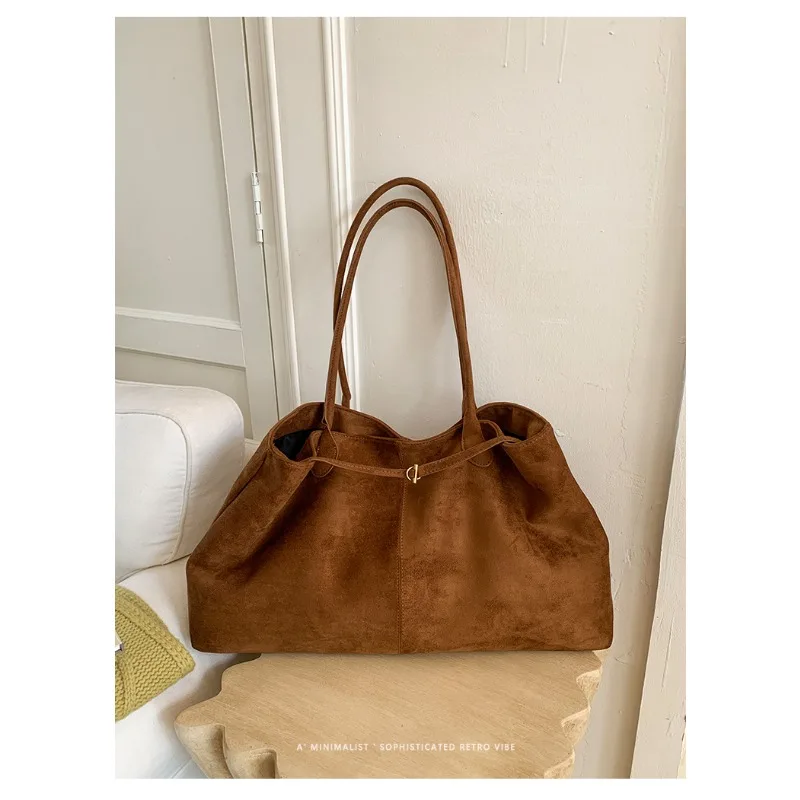 

2025 Winter New Sense of Luxury Faux Suede Tote Bags Solid Classic Large Capacity High Quality Commute Shoulder Bags for Women