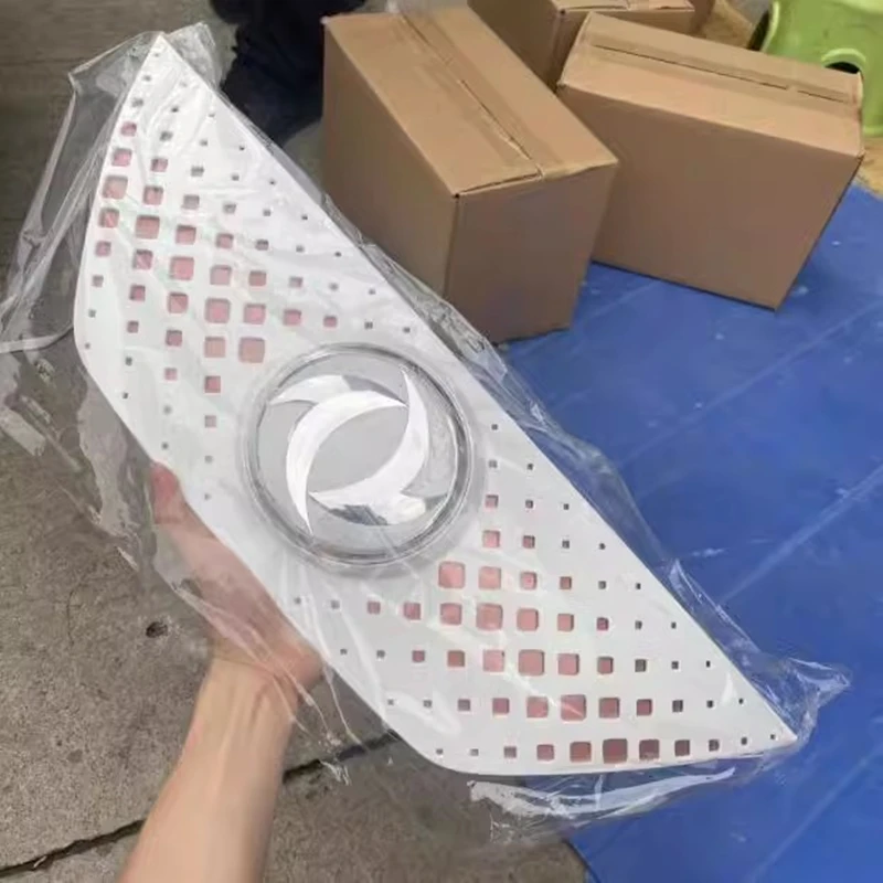 

Передняя центральная решетка радиатора в сборе, крышка зарядного порта в сборе для DONGFENG Aeolus E70/Evolute I-pro