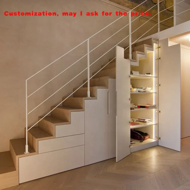 

изготовленный на заказ. Индивидуальный современный дизайн лестницы со скрытыми хранилищами.