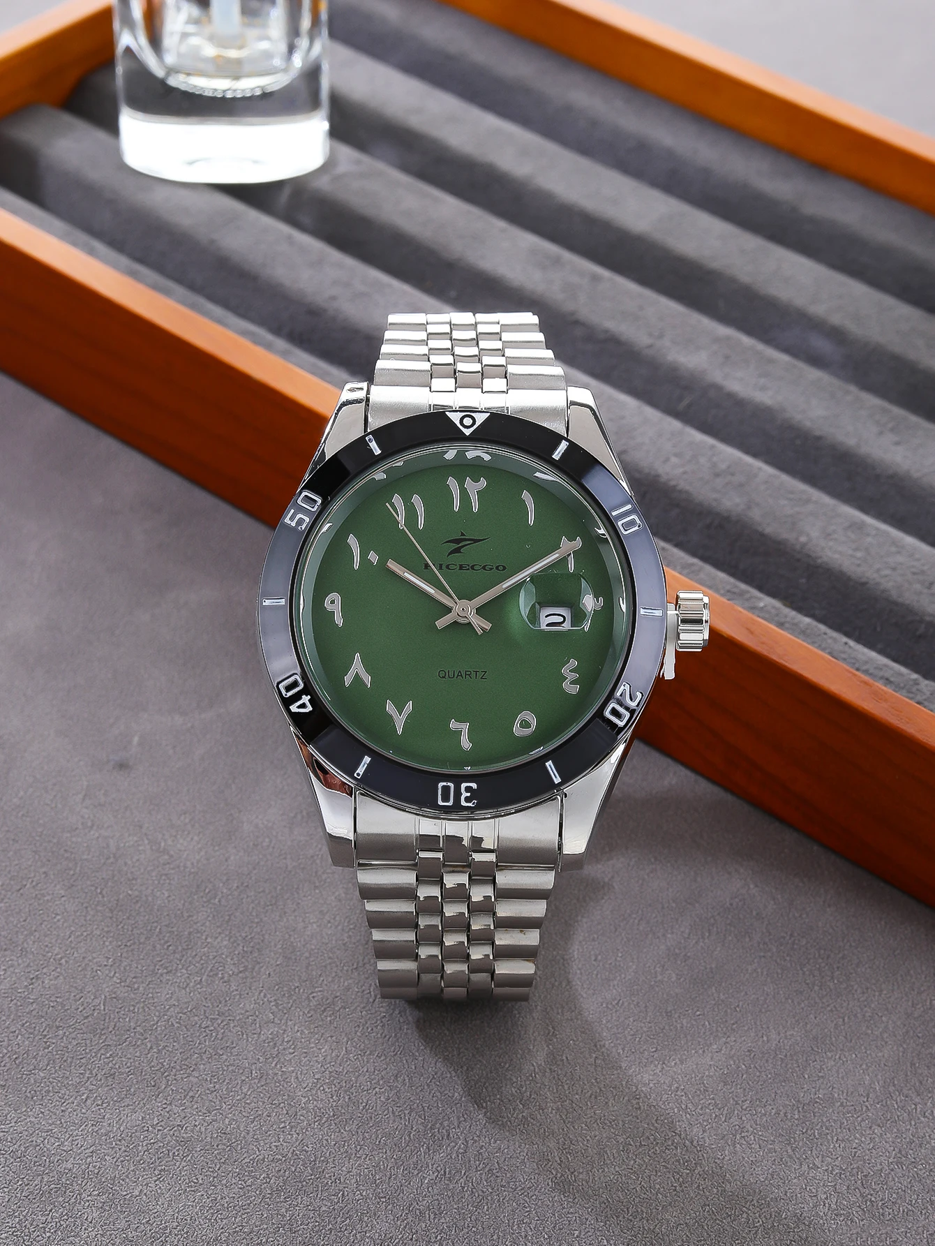 Ricecgo 1Pc Men's Quartz Watch, Arabic Numeral Watch, Durable Stainless Steel Strap Material, Fashionable and Versatile Accessory, Date Function, Comes with Box!