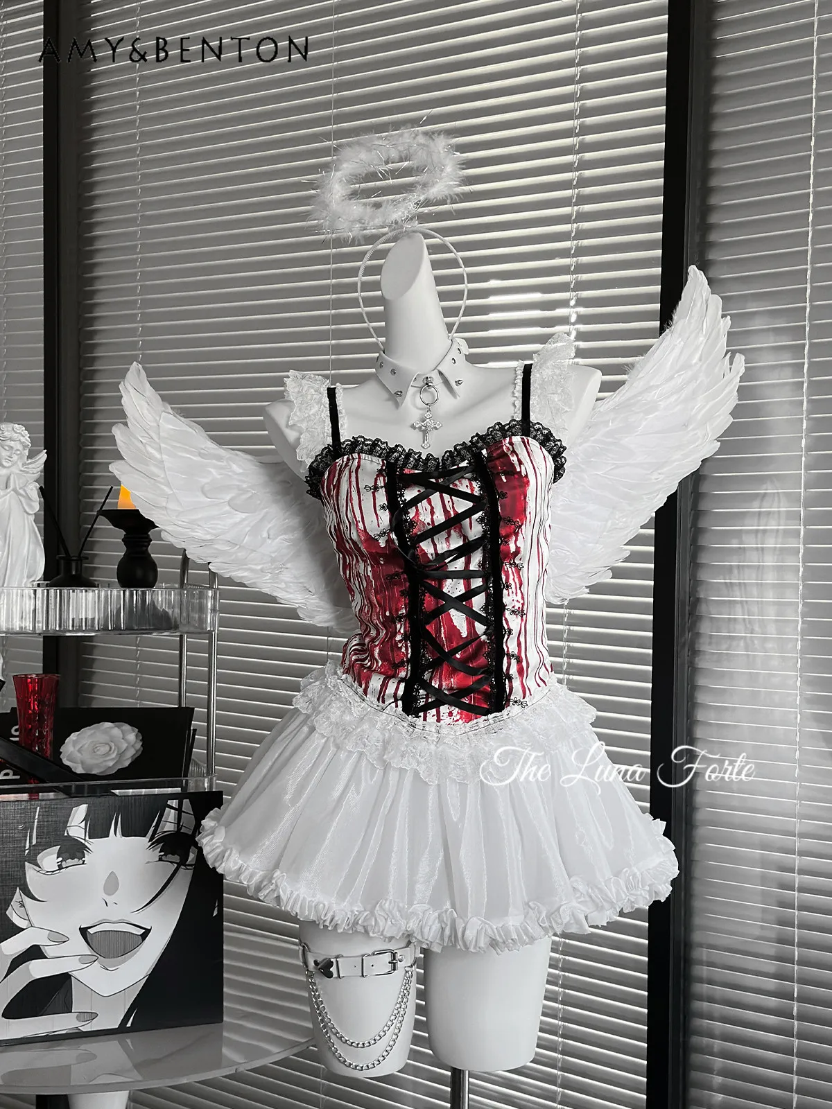 

Summer New Gothic Subculture Style Women's Flying Sleeves Slim Tops White Versatile Skirt Neck Ring Leg Ring Cosplay Set