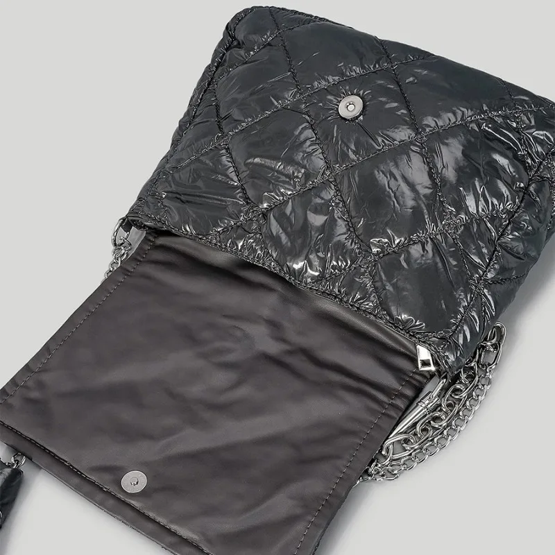 Fashion Lingge Quilted Women Shoulder Bags Designer Padded Chains Crossbody Bag Nylon Puffy Small Flap Pillow Female Purses 2023