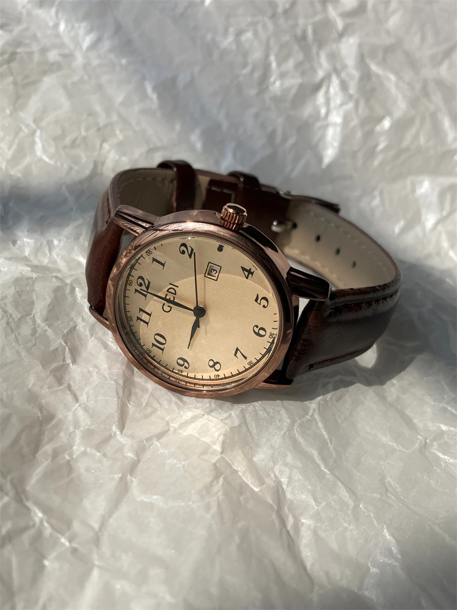 

Роскошные часы в стиле ретро, женские часы, простые повседневные часы с цифровым календарем, студентка, модный водонепроницаемый подарок для девочек