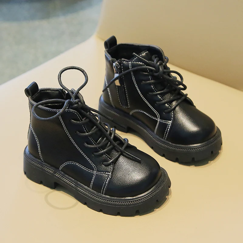 

Детские зимние кожаные туфли с декоративным высоким берцем и автомобильной строчкой, черные модные ботинки на молнии в британском стиле для девочек