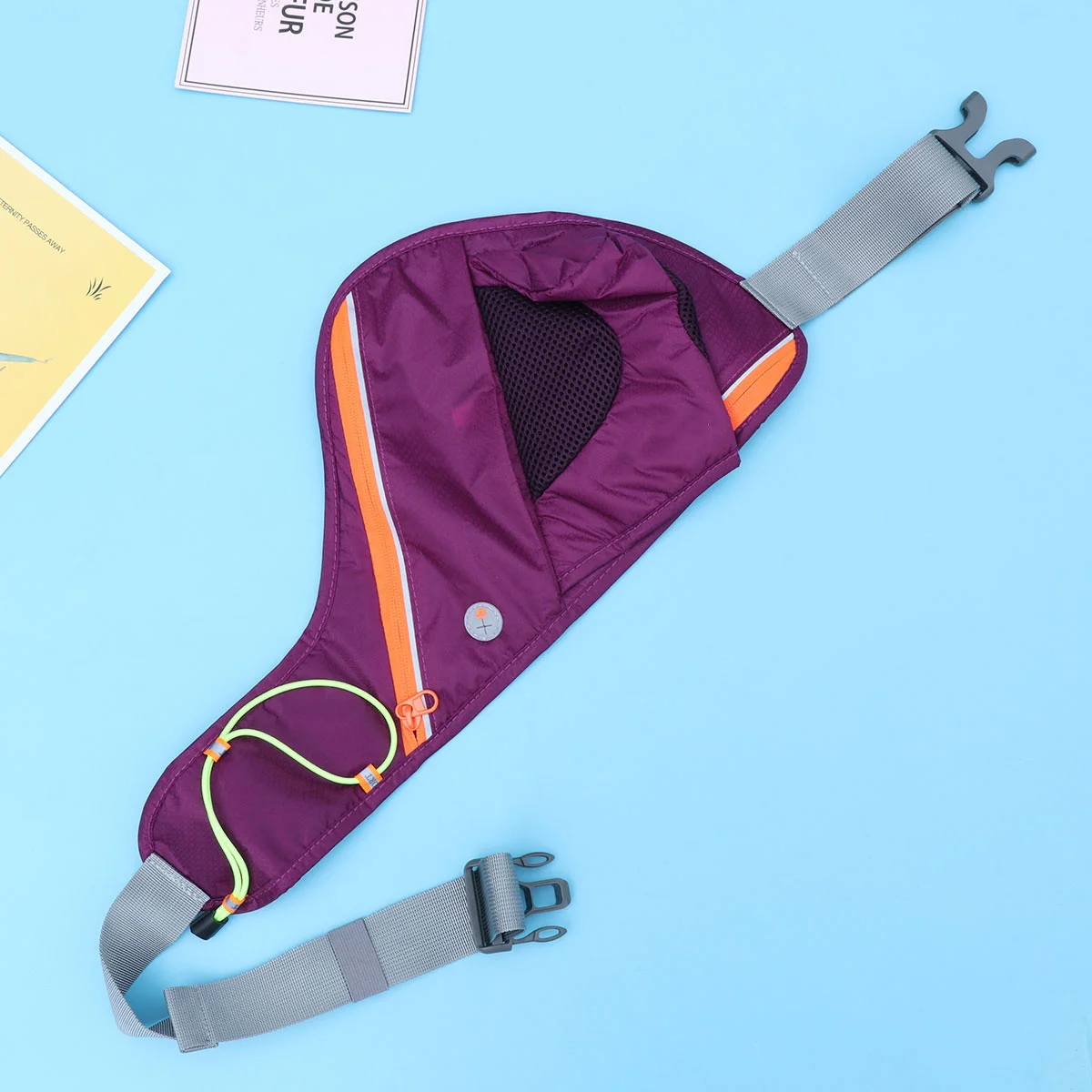 Running Belt Waist Pack Water Resistant Nylon Adjustable Waist Bag for Man Women Outdoor Sports Hiking Cycling Camping Purple