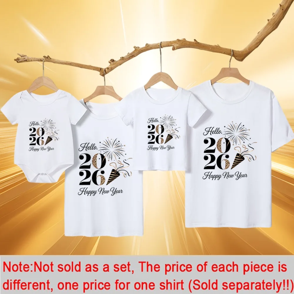 مرحبا 2026 سنة جديدة سعيدة الأسرة تي شيرت الأبيض المحملة القمم الأسرة الأسرة السنة الجديدة مطابقة القمم الزي عطلة ملابس للحفلات