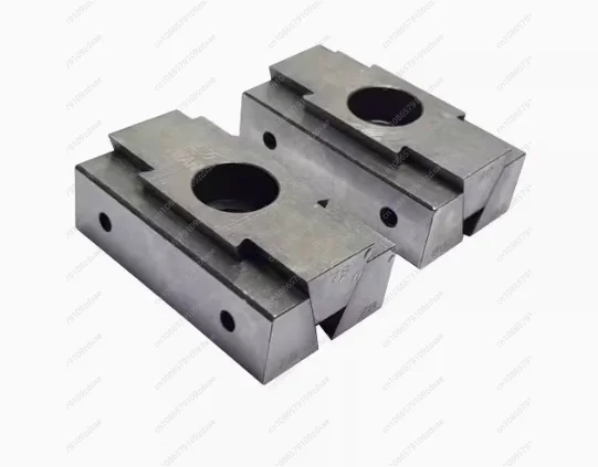 مركز تصنيع كتلة التثبيت متعدد المحطات بشكل جيد باستخدام الحاسب الآلي #2