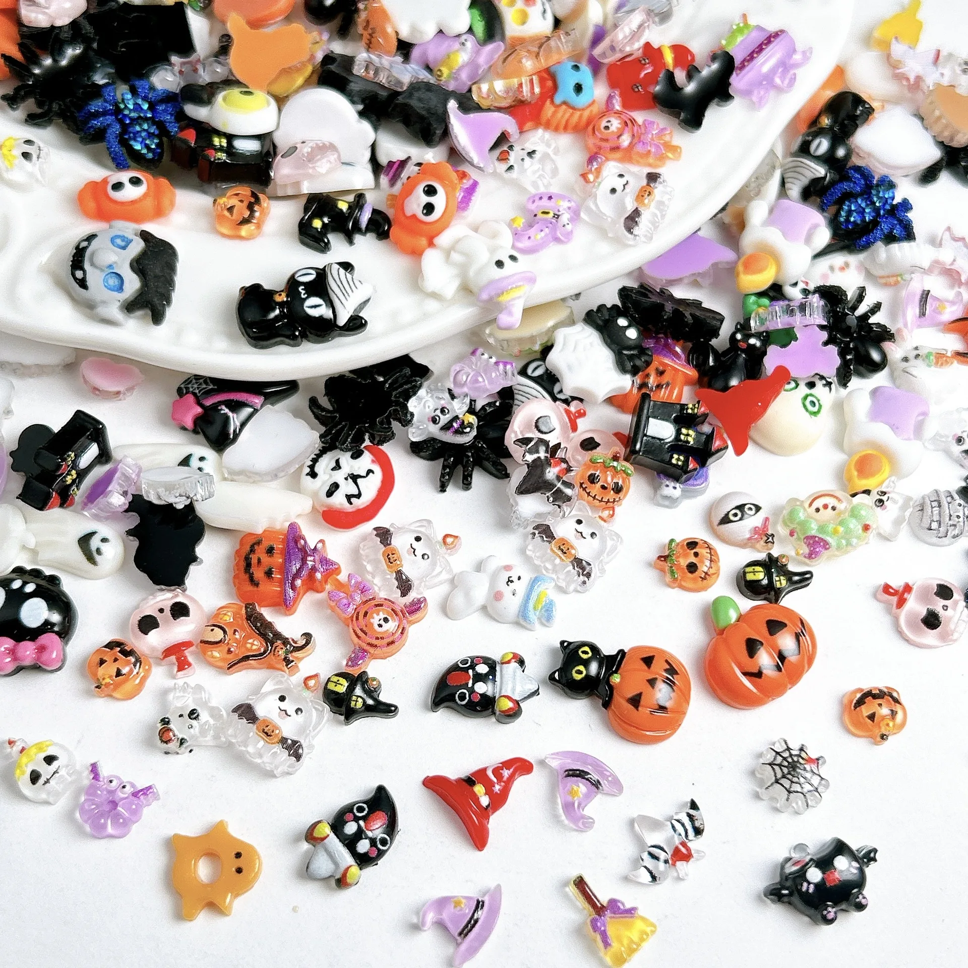 Cute Halloween Nails Charms New Funny Ghosts Skeletons Pumpkins Goblins Bats Crosses Design 3D Nail Art Decorations Accessories