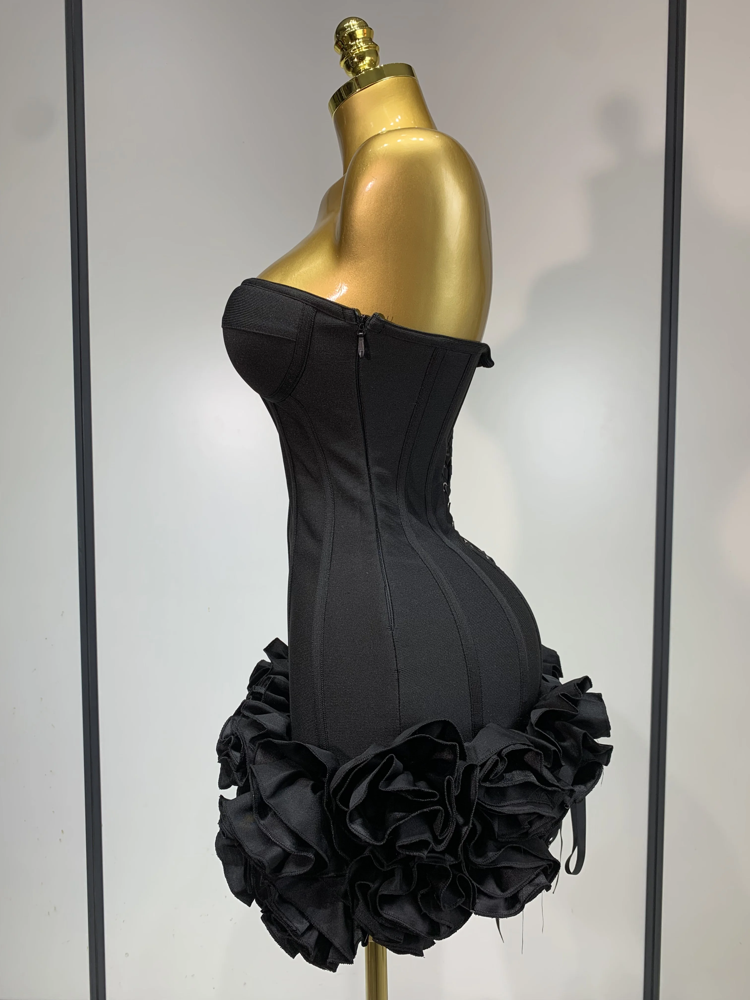 Women Sexy Strapless Backless Flower Embellished Mini Bandage Dress Bodycon Celebrity Party Cocktail Evening Party Club Dresses 196 S3cf8a2aa8d134e4e9b900a30958c2eeeY