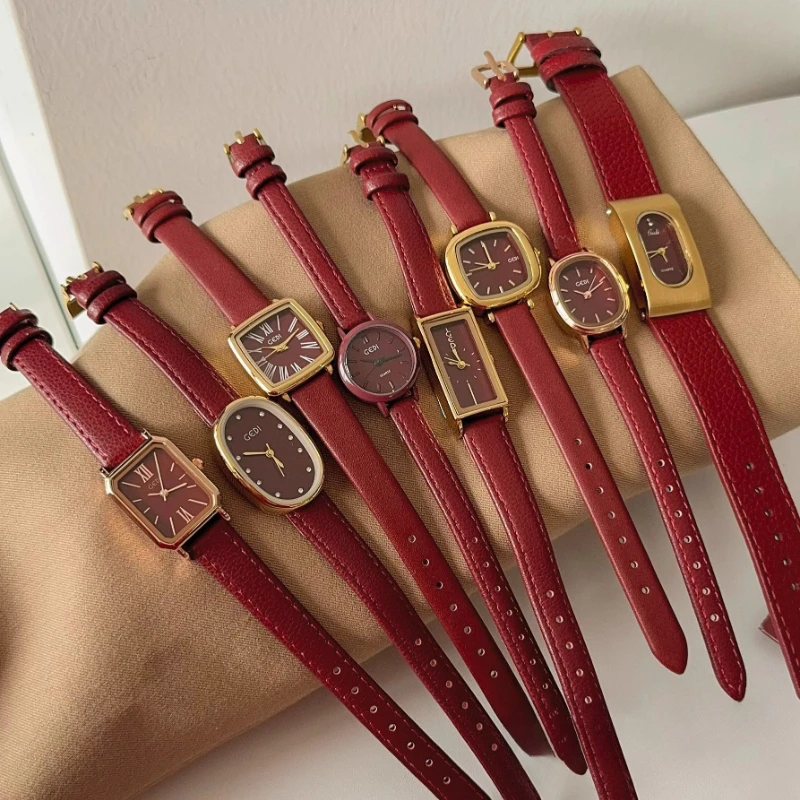 Classic trend elegant women's watch light luxury niche retro high sense 2025 new waterproof quartz watch birthday gift
