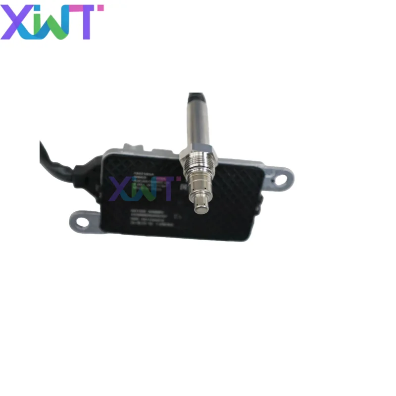 24V Nitrogen Oxide Sensor 5WK97103A for Cummins Kamas-6520 Yuchai / FAW J6