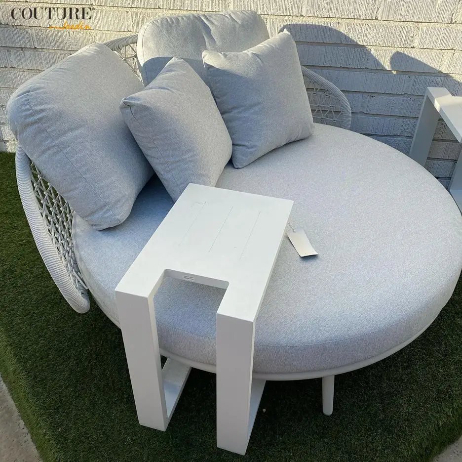 Couture Outdoor Swimming Pool Furniture Garden Set Chaise Teak Modern Sun Bed For Patio