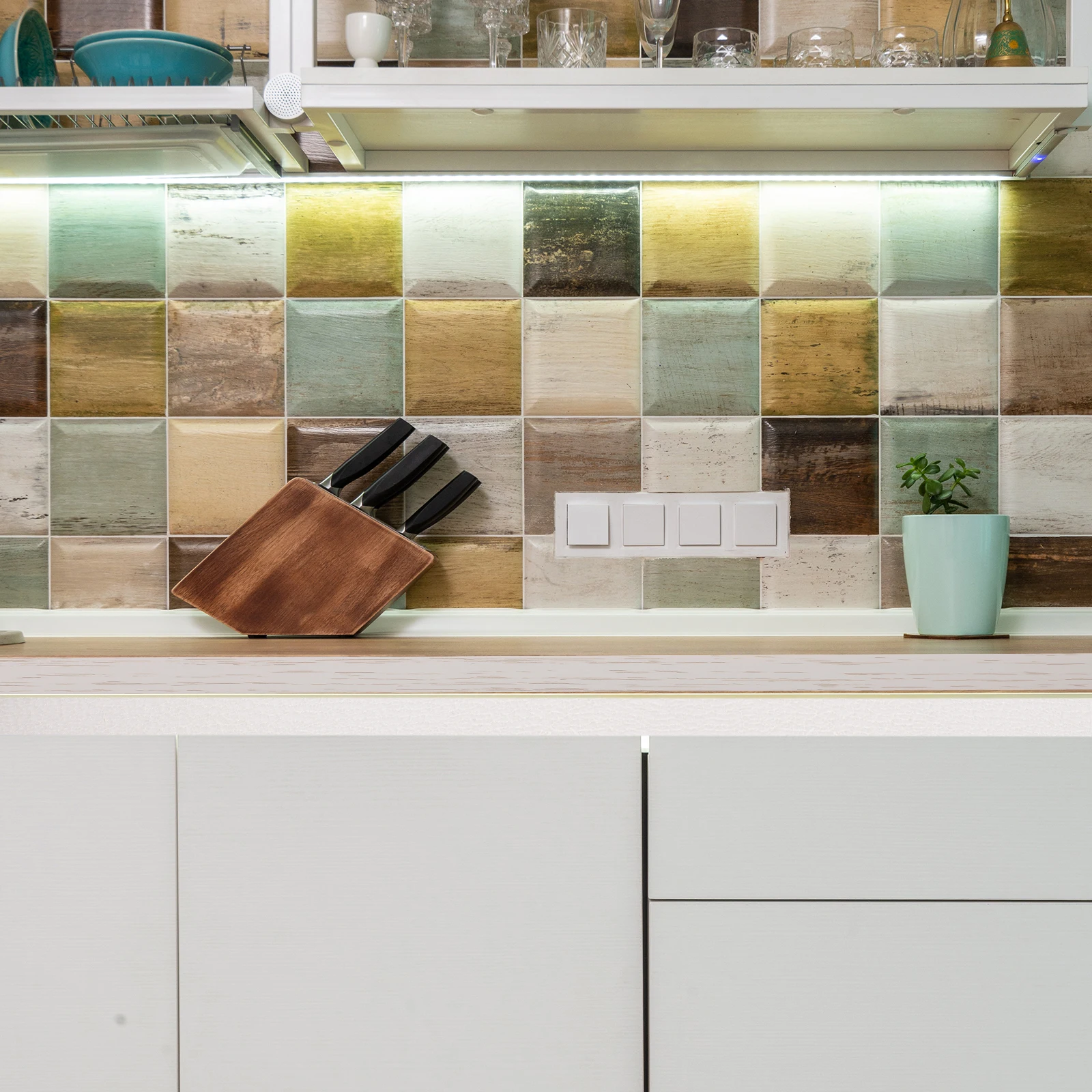 1 لفة حواف PVC النطاقات شريط قشرة لاصق مرن شريط لاصق مسبقًا لإصلاح خزانة استعادة الأثاث