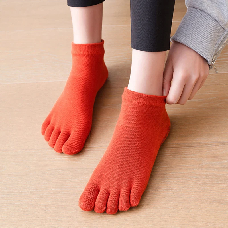 Non-Slip Five Toes Yoga Socks Women Breathable Backless Dance Pilates Socks Ladies Ballet Pure Barre Fitness Sports Cotton Socks