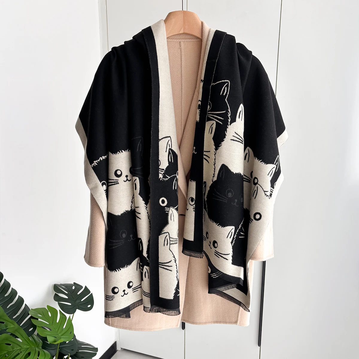 

2025 Brand Elegance Two-Sided Print Scarf Soft Warm Fringe Pashmina Shawl Autumn and Winter Outdoor Coldproof Windproof Blanket