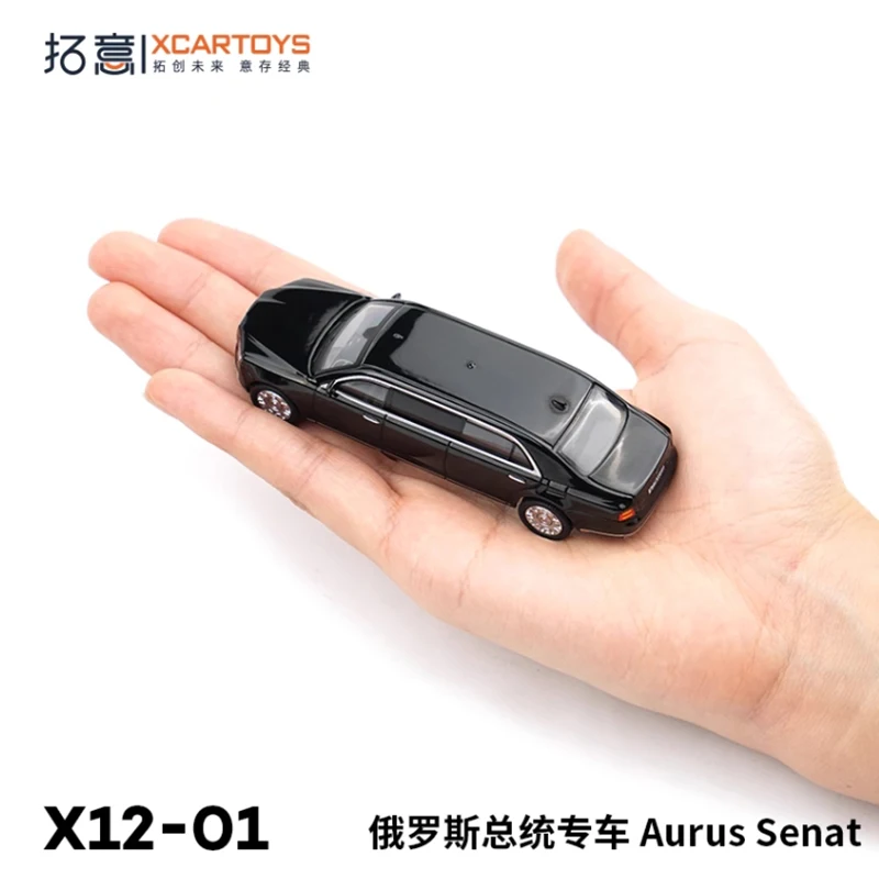 XCARTOYS Diecast 1:64 Scale Russian President Car Aurus Senat Alloy Car Model Adult Collectibles Souvenirs Gifts Static Ornament