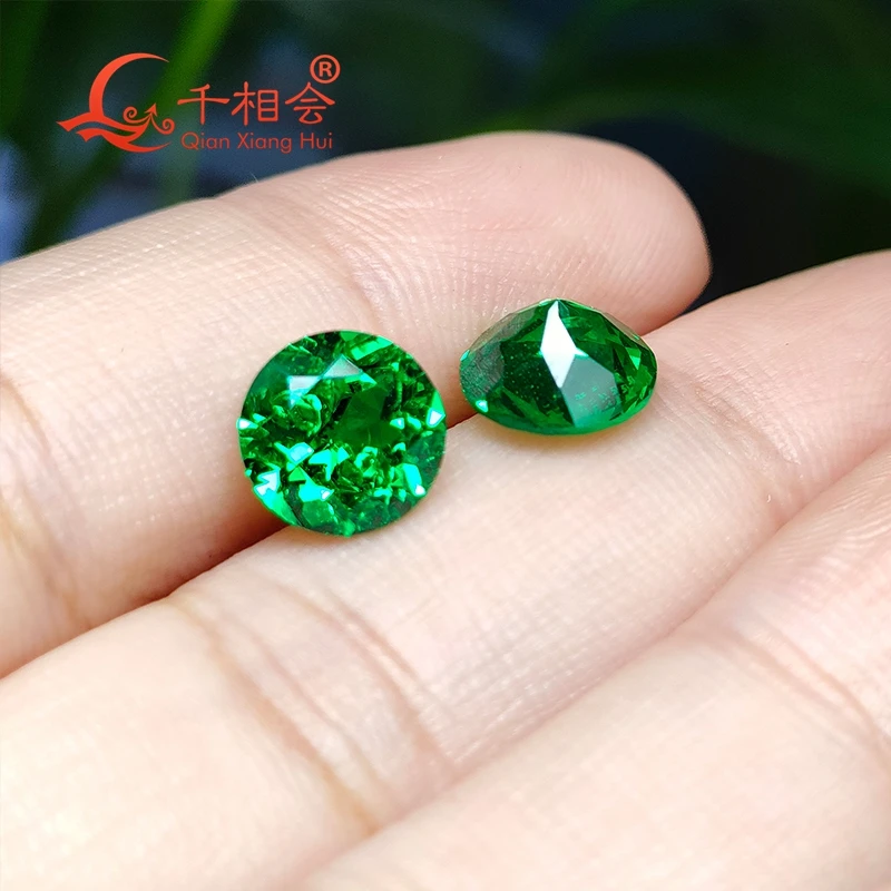 Yttrium Aluminum Oxide Cultivated Tsavorite round Shape Columbia emerald color with inclushions artificial gem stone