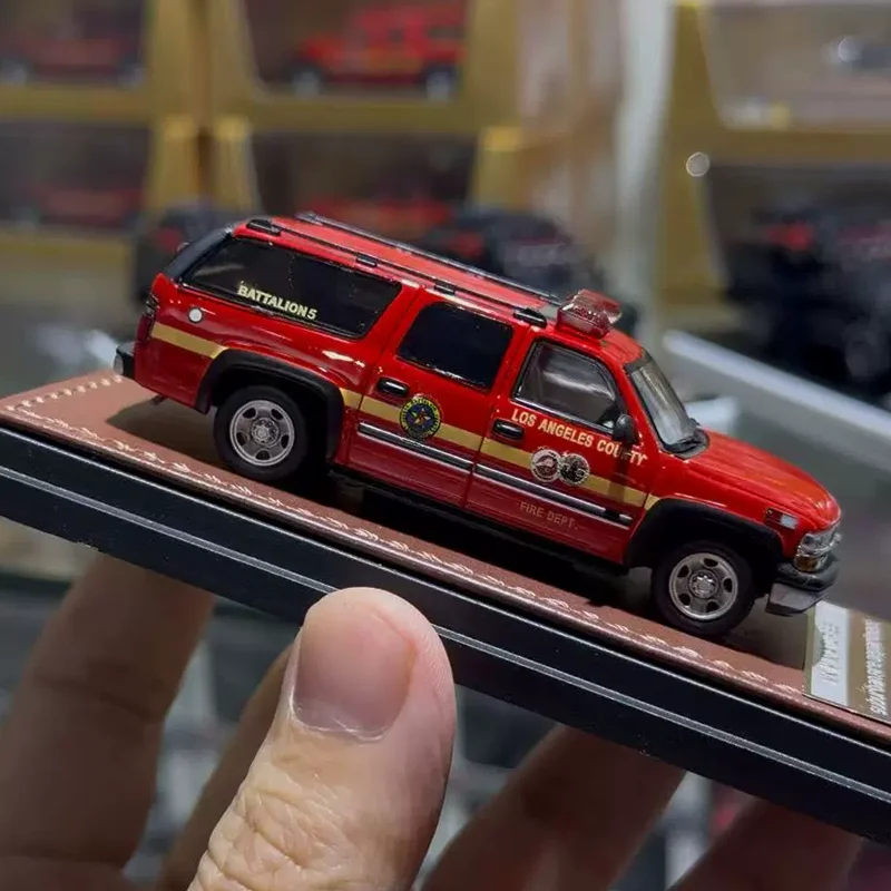 الأسهم الجديدة Goc Mk 1:64 قسم الإطفاء الضواحي الشرطة سيارة إسعاف سبيكة 2025 Hec معرض طبعة محدودة لعبة دييكاست مصغرة