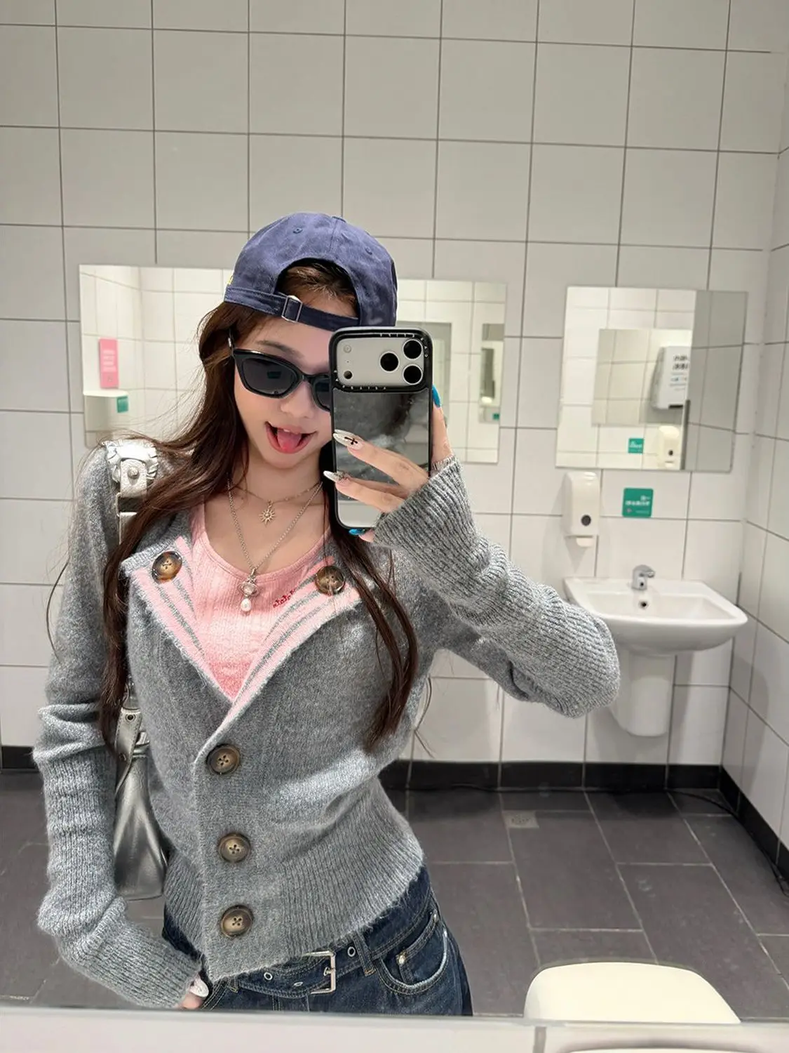 

Retro Korean Sle Long Sve V-Ne Knitted Cardigan Women's Slim Fit Warm Outerwear Casual Faion Versatile Fake Two-Piece