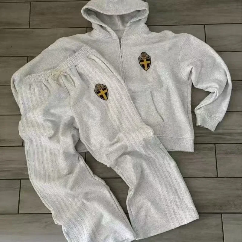 

Полосатая толстовка с капюшоном на молнии в американском стиле ретро, спортивные штаны, комплект из двух предметов, спортивная одежда, мужская толстовка большого размера с вышивкой Y2K