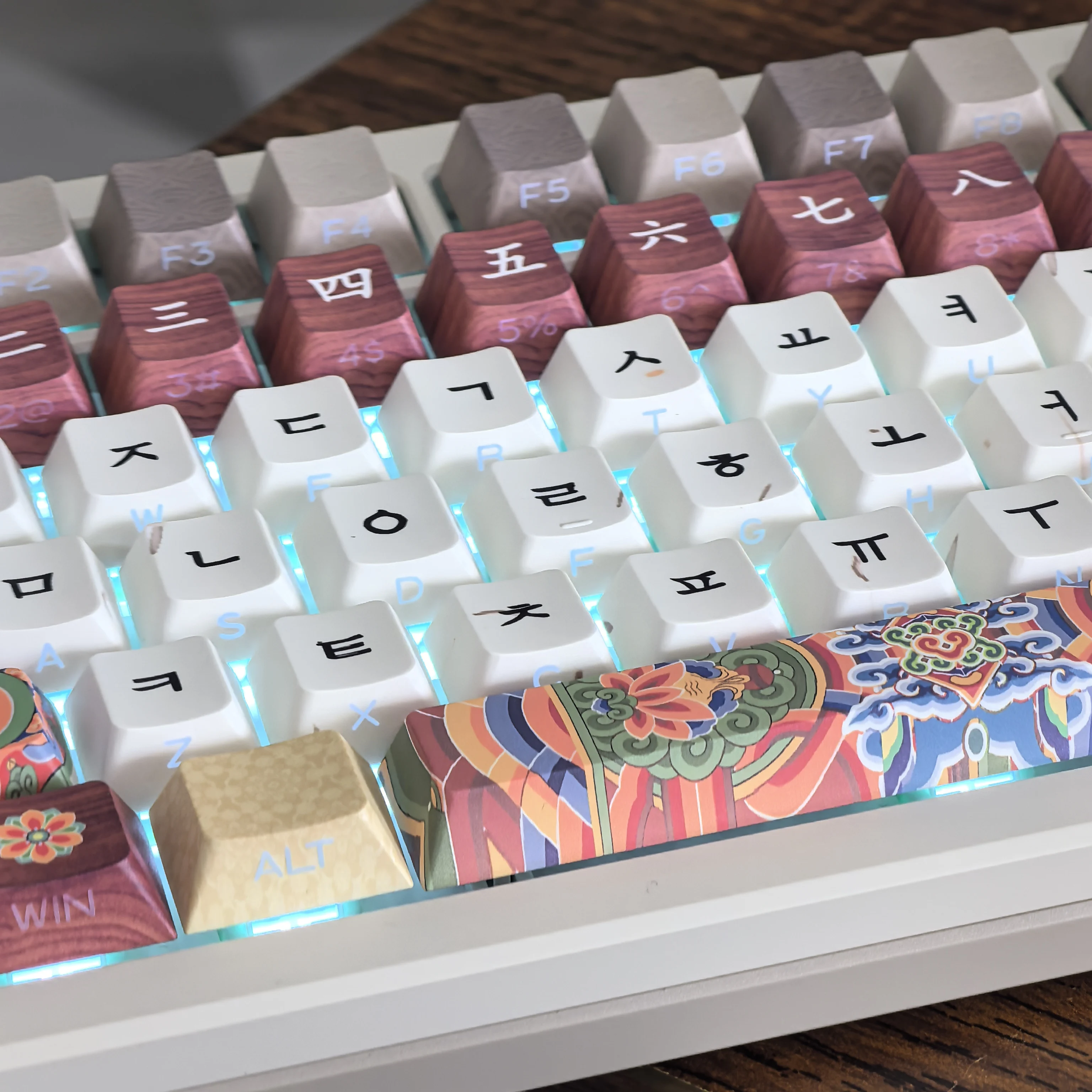 Imagem -02 - Retro Coreano Keycap Tradição Arquitetura Antiga Dancheong Lado Gravado Translúcido Pbt Cereja l Layout Chave Hangul Keycaps