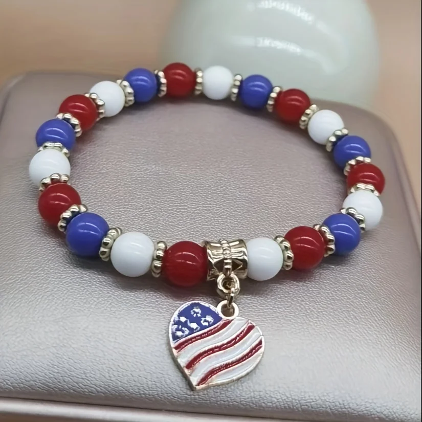 Acrylic Heart Bracelet - December Birthstone, suitable for Christmas, New Year's gifts, graduation ceremonies, and 4th birthday parties, an elegant and simple year-round bracelet for birthdays, weddings, and everyday wear.