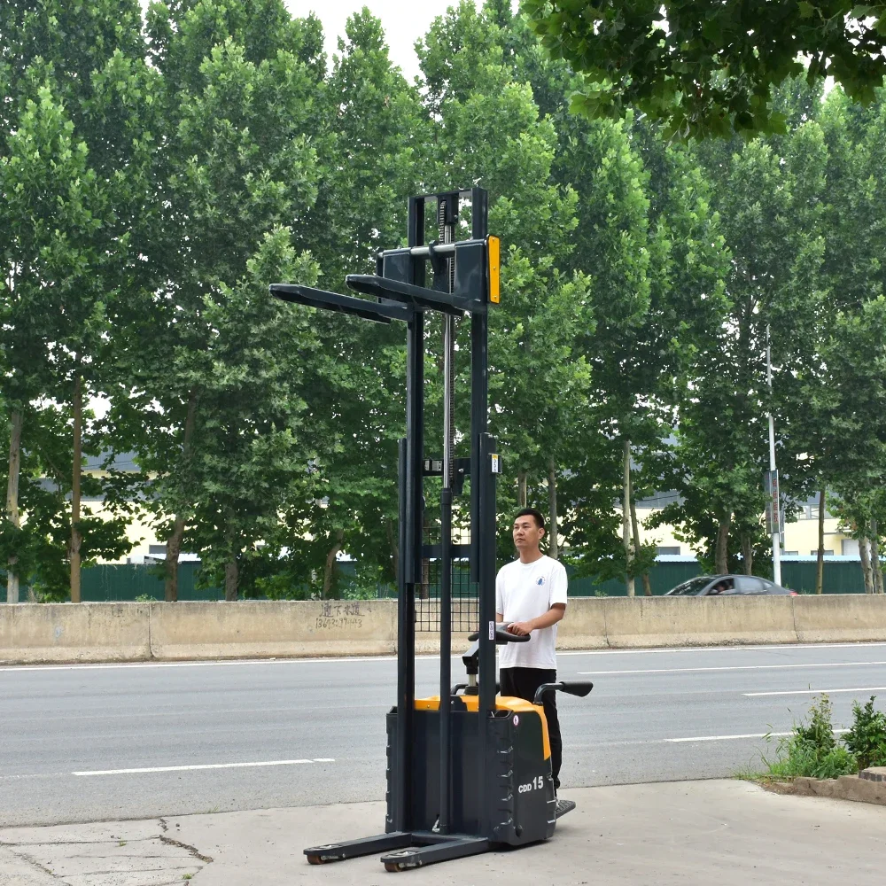 YG Customized Energy Saving 1.5T Orange Electric Stacker Low Power Consumption Cost Effective For Long Term Use