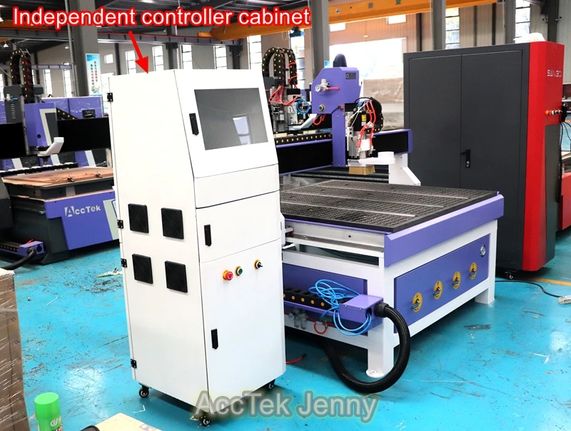 済南AccTek Atc CNCルーター 1200 * 1200mm 小型木工CNC彫刻機 リニア4個ATC CNCルーター 小型企業向け