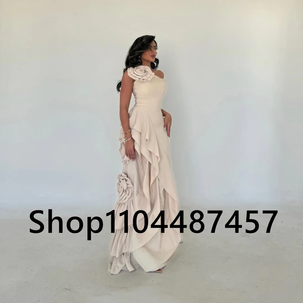 Op maat gemaakte beige one-shoulder ruches jersey avondjurk bloemapplicaties plooi mouwloos vloerlengte feestjurk