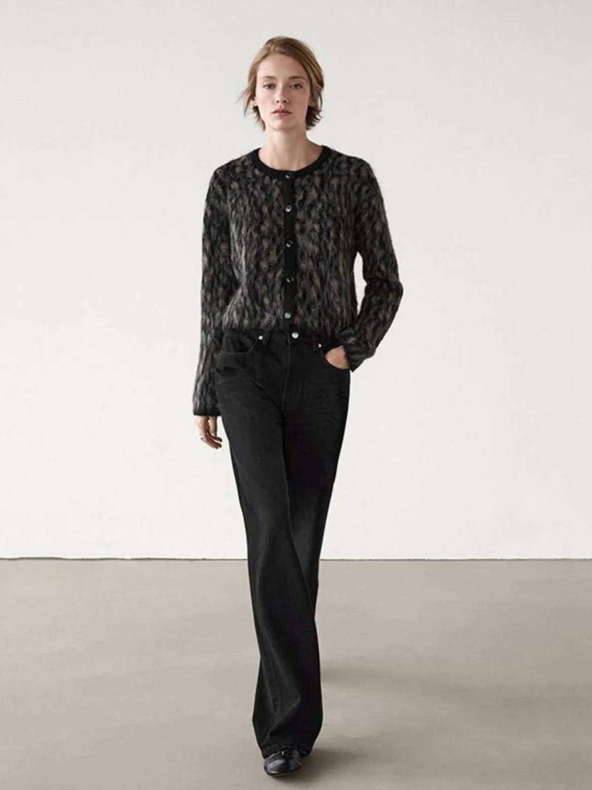 

Мягкий круглый кардиган с леопардовым принтом для женщин, модный ретро-стиль, осень-зима, новинка...