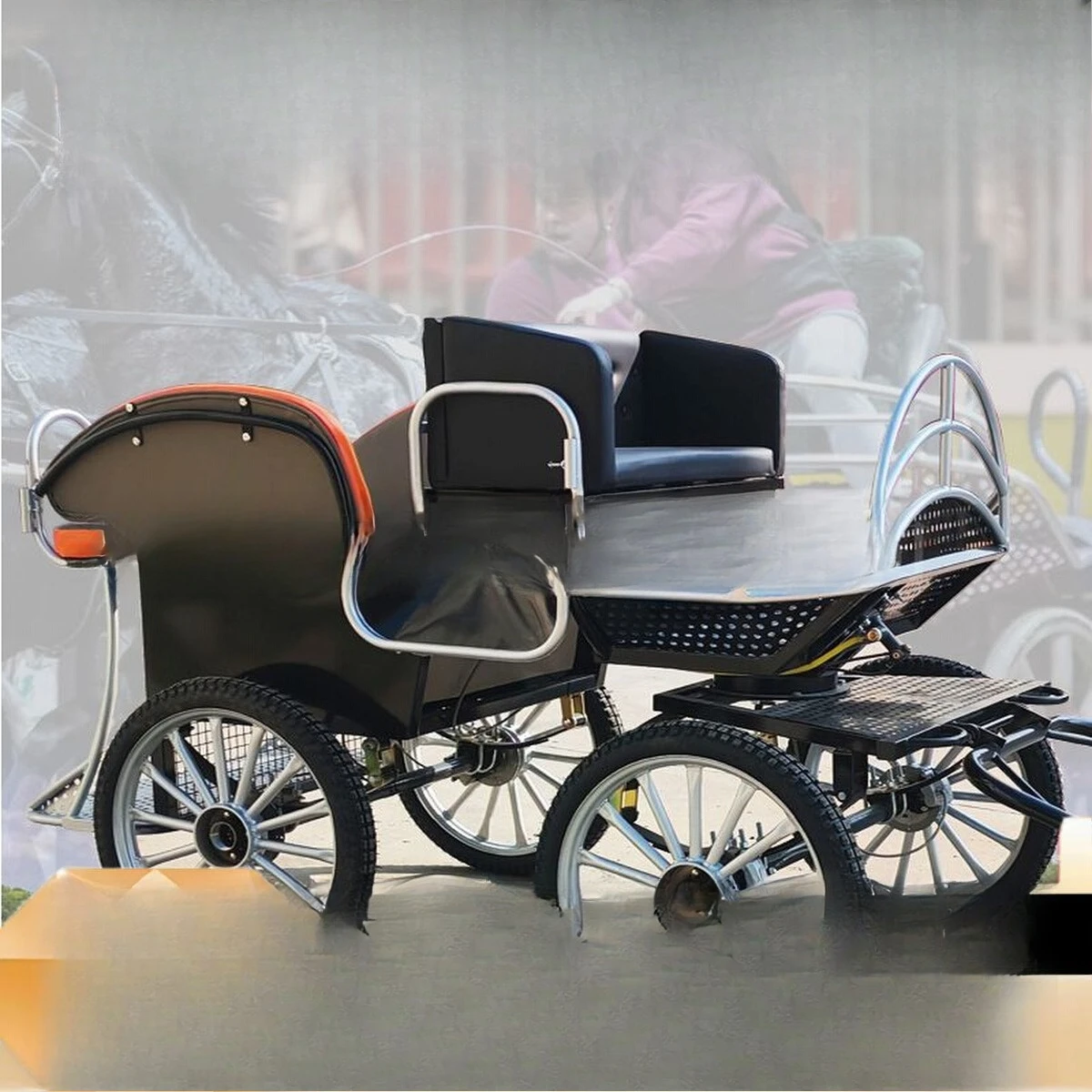 Four-wheeled sports and leisure carriage Horse-drawn equestrian training competition Outdoor travel Sightseeing horse