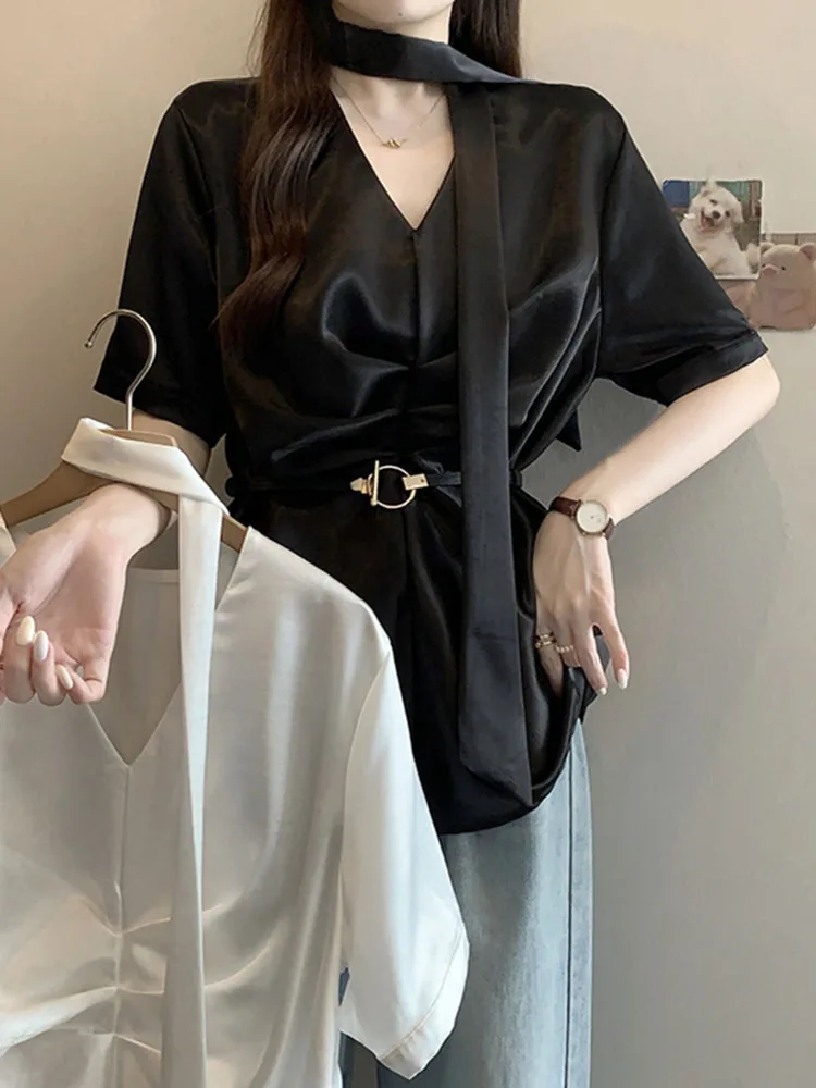 Chemise française haut de gamme cintrée à la taille pour femmes, col en v plissé, manches courtes, à la mode, polyvalente, décontractée, haut blanc d'été